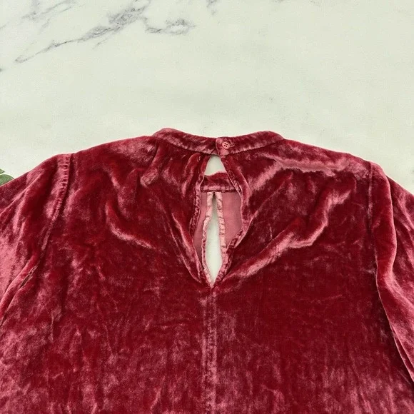 J Brand Velvet Key Hole Blouse Top Size S Red Flutter Sleeve High Neck - Picture 9 of 12